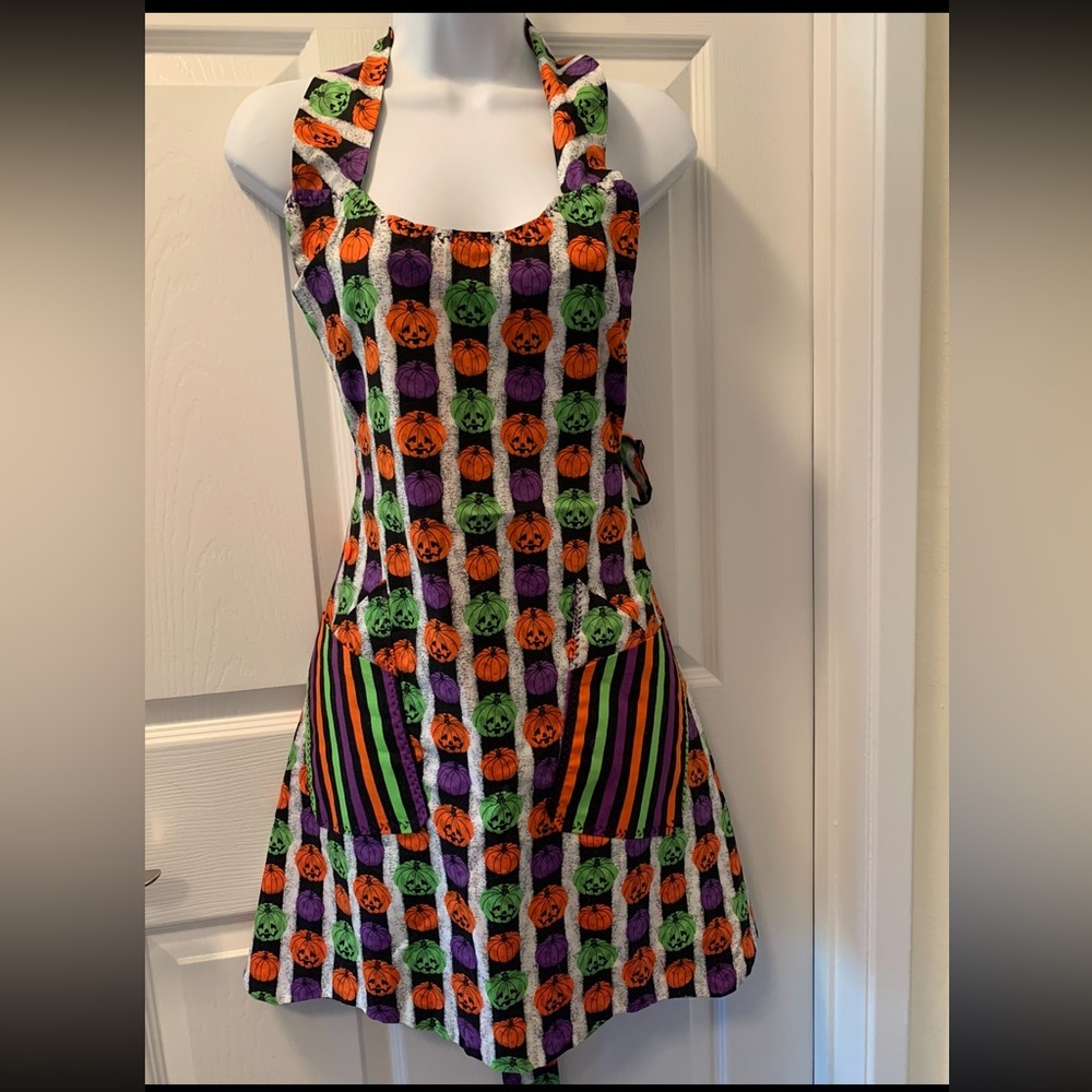 Apron Reversible apron dress